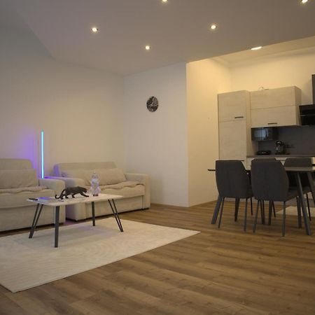 Dc Lofts I Modernes Loft In Der Stadt Salzburg Fuer Bis Zu 5 Personen Exteriér fotografie